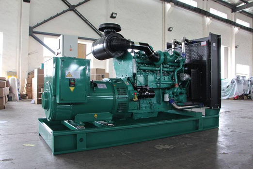 陵城320kw康明斯柴油发电车出租组图片 陵城320kw康明斯柴油发电车出租组图片